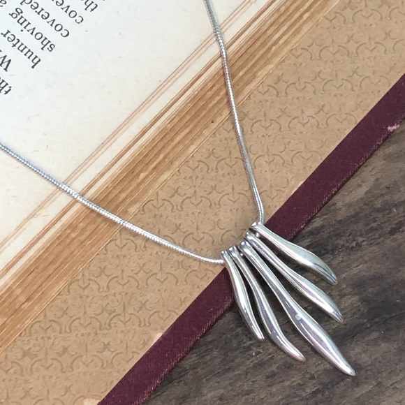 Jewelry - Native American sterling silver necklace